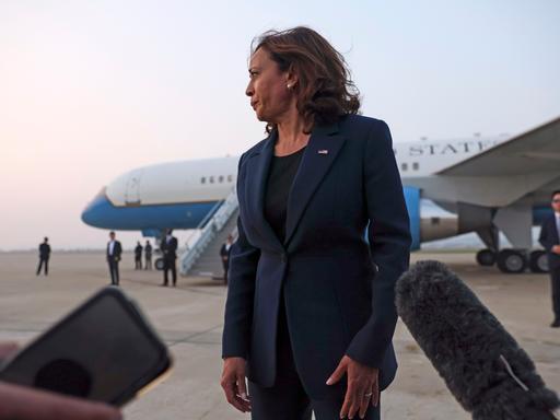 Kamala Harris vor ihrem Abflug von der Demilitarisierten Zone zwischen Nord- und Südkorea.