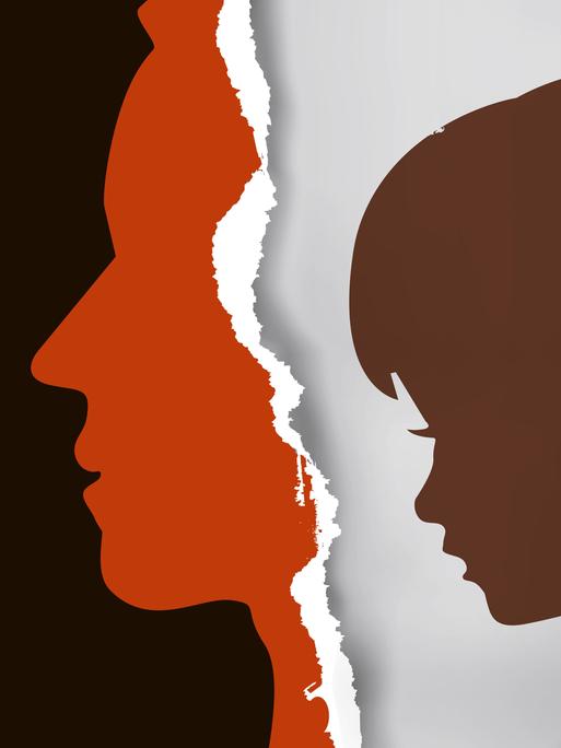 Zerrissenes Papier mit den Silhouetten von einem Mann und einer Frau, dazwischen die Silhouetten eines Kindes.