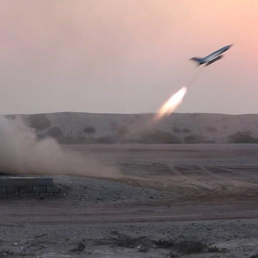 Start von Raketen- und Drohneneinheiten während einer militärischen Übung der Islamischen Revolutionsgarden im Persischen Golf und in der Straße von Hormus.