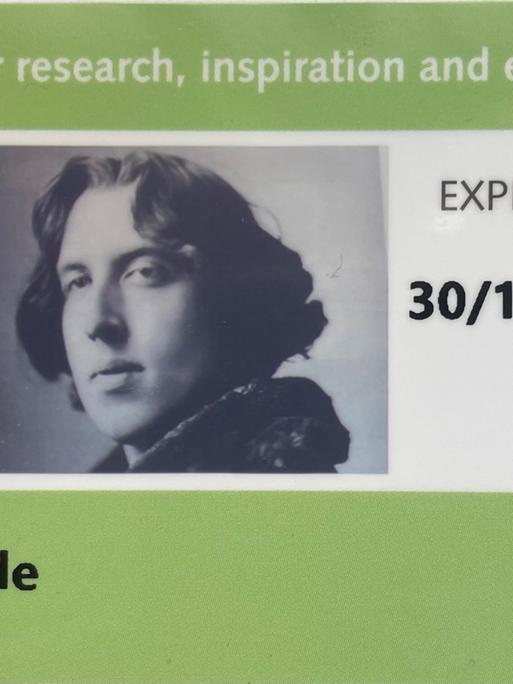 Das Sterbedatum von Oscar Wilde, der 30. November 1900, wurde als Ablaufdatum der neuen Karte verwendet.