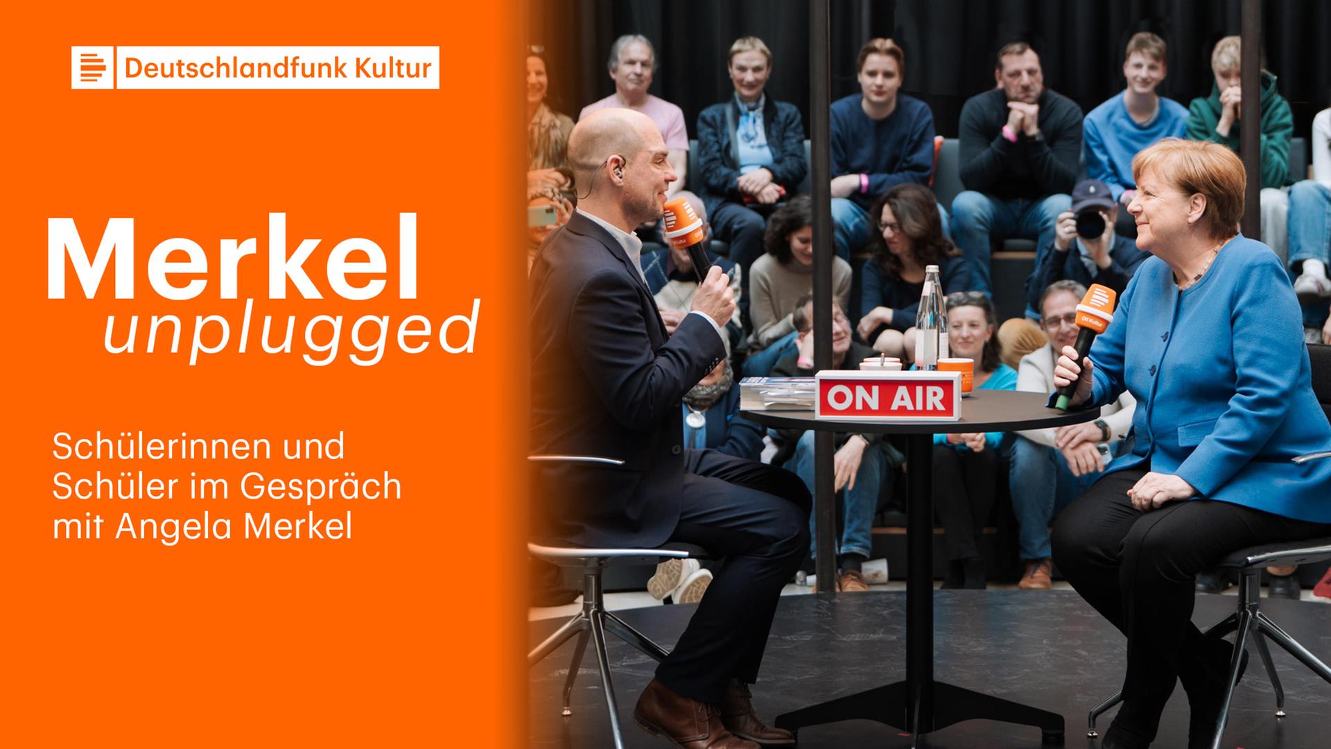 Die frühere Bundeskanzlerin Angela Merkel ist zu Gast in der Live-Radioshow "Studio 9" des Deutschlandfunks im Humboldt Forum. Die frühere Bundeskanzlerin Angela Merkel ist zu Gast in der Live-Radioshow "Studio 9" des Deutschlandfunks im Humboldt Forum.