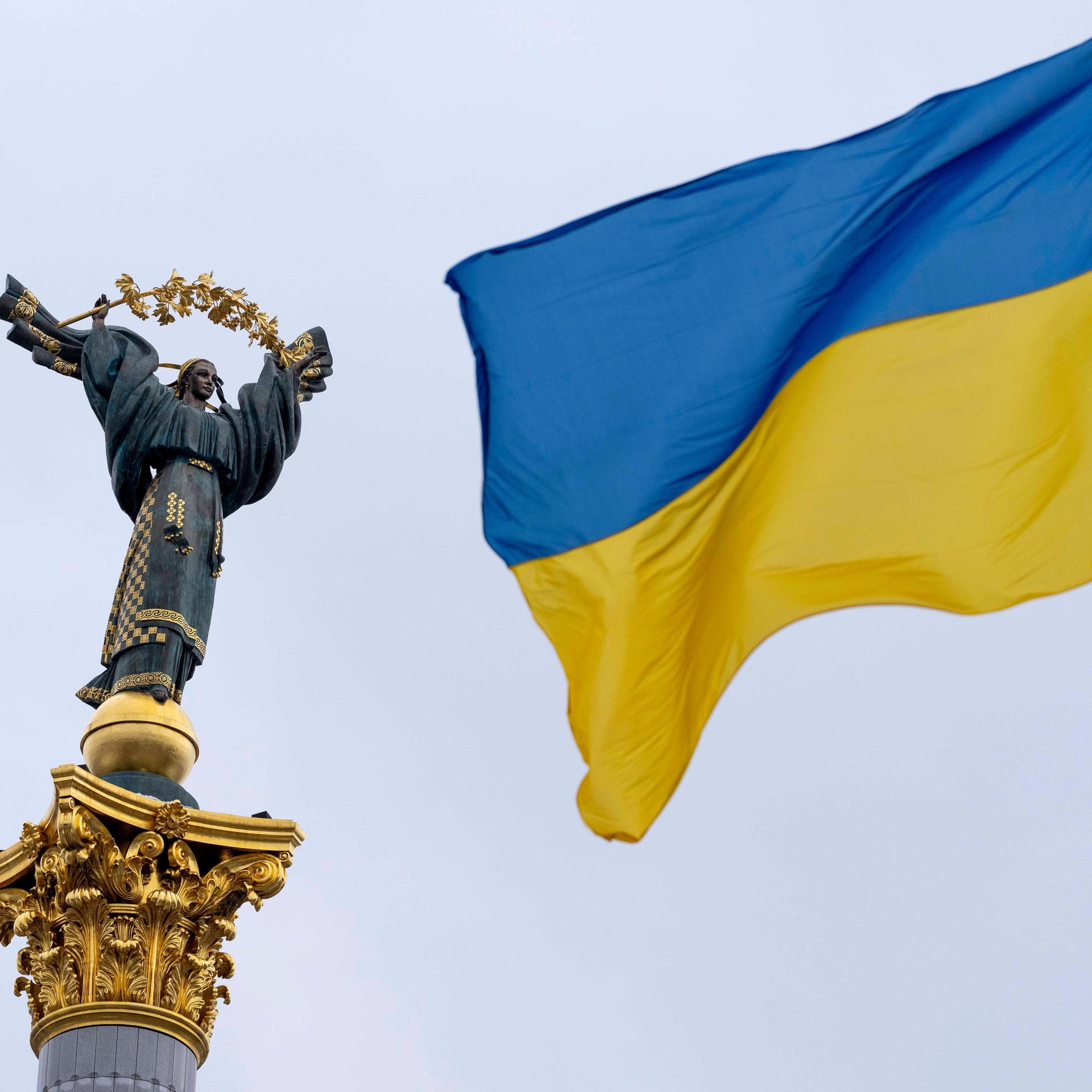 Ukraine-Friedensplan - Politologe: "Sehr viele russische Forderungen erfüllt"