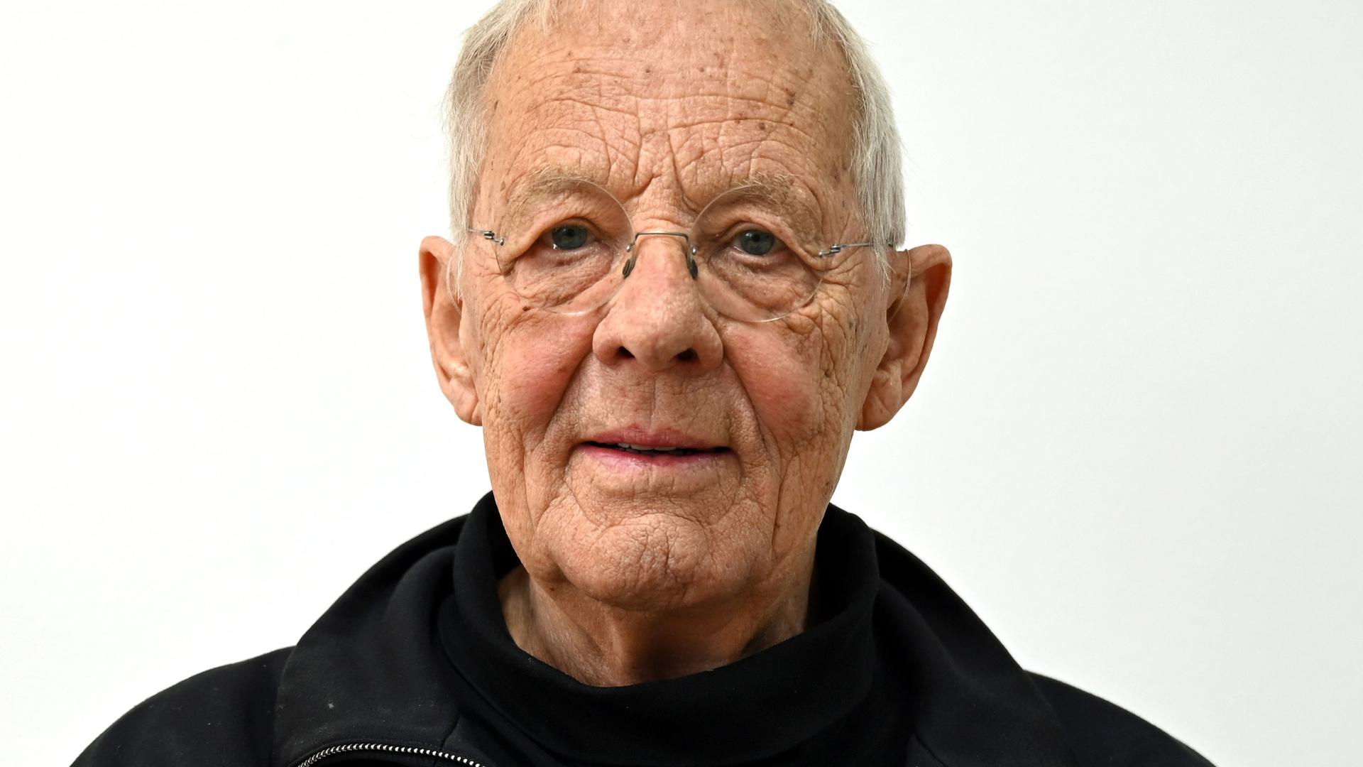 Der Schauspieler Rolf Becker im Portrait Der Schauspieler Rolf Becker im Portrait