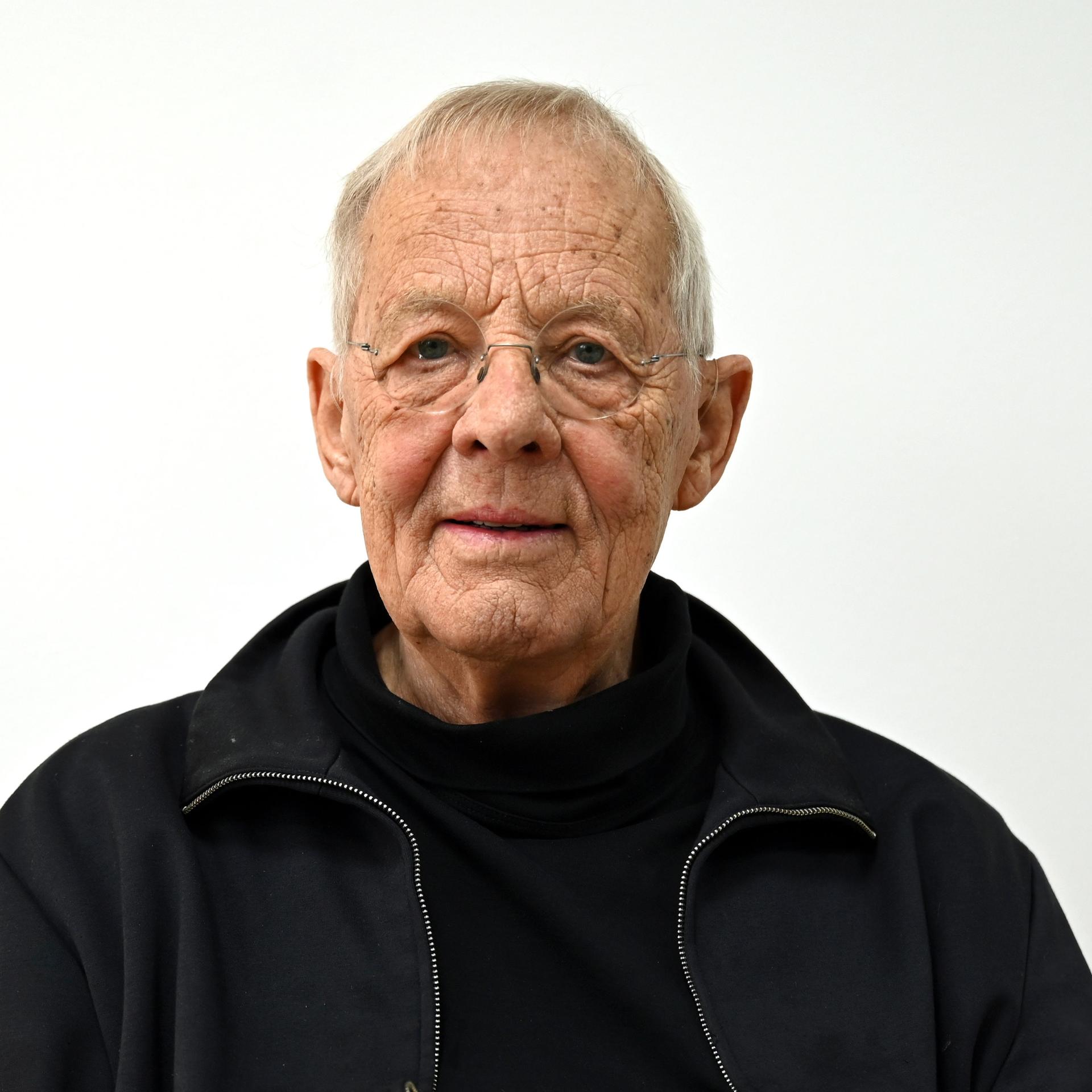 Der Schauspieler Rolf Becker im Portrait