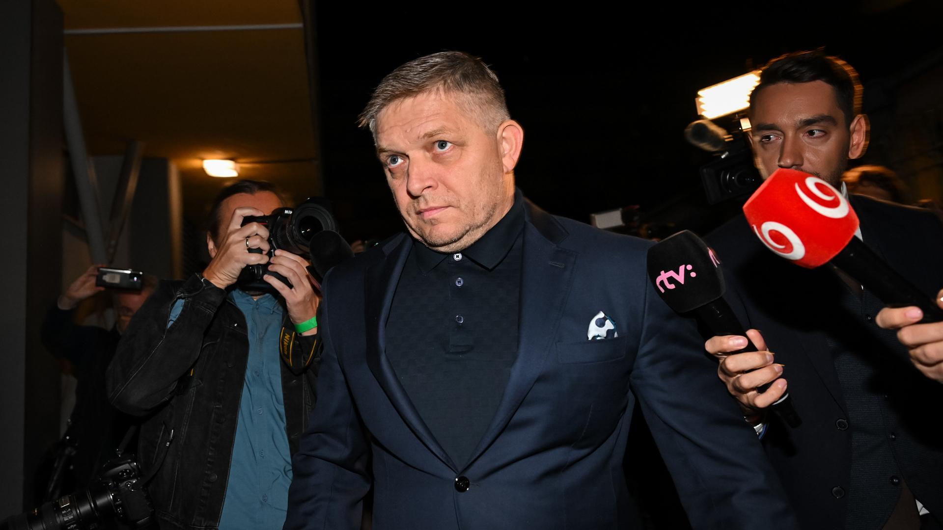 Slowakei - Partei des pro-russischen Ex-Ministerpräsidenten Fico wird mit Regierungsbildung beauftragt