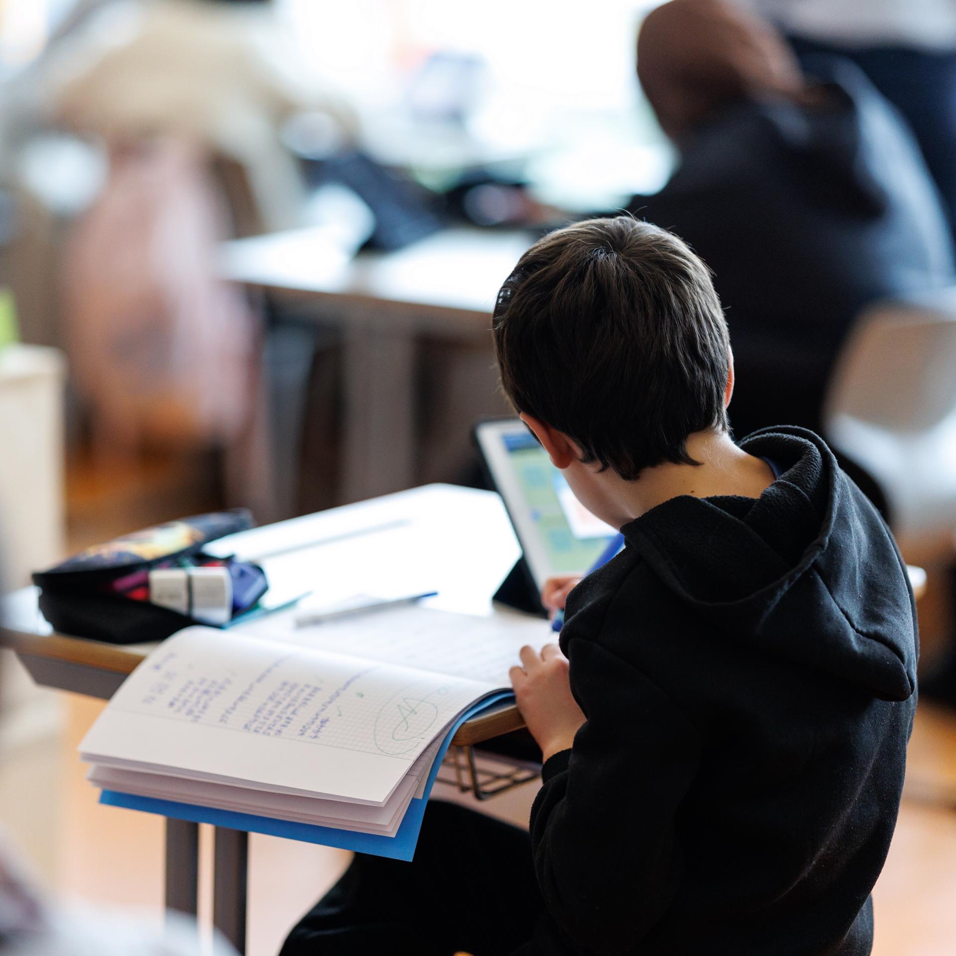 PISA-Ergebnisse - Der Leistungsgedanke gehört zurück an deutsche Schulen episode artwork