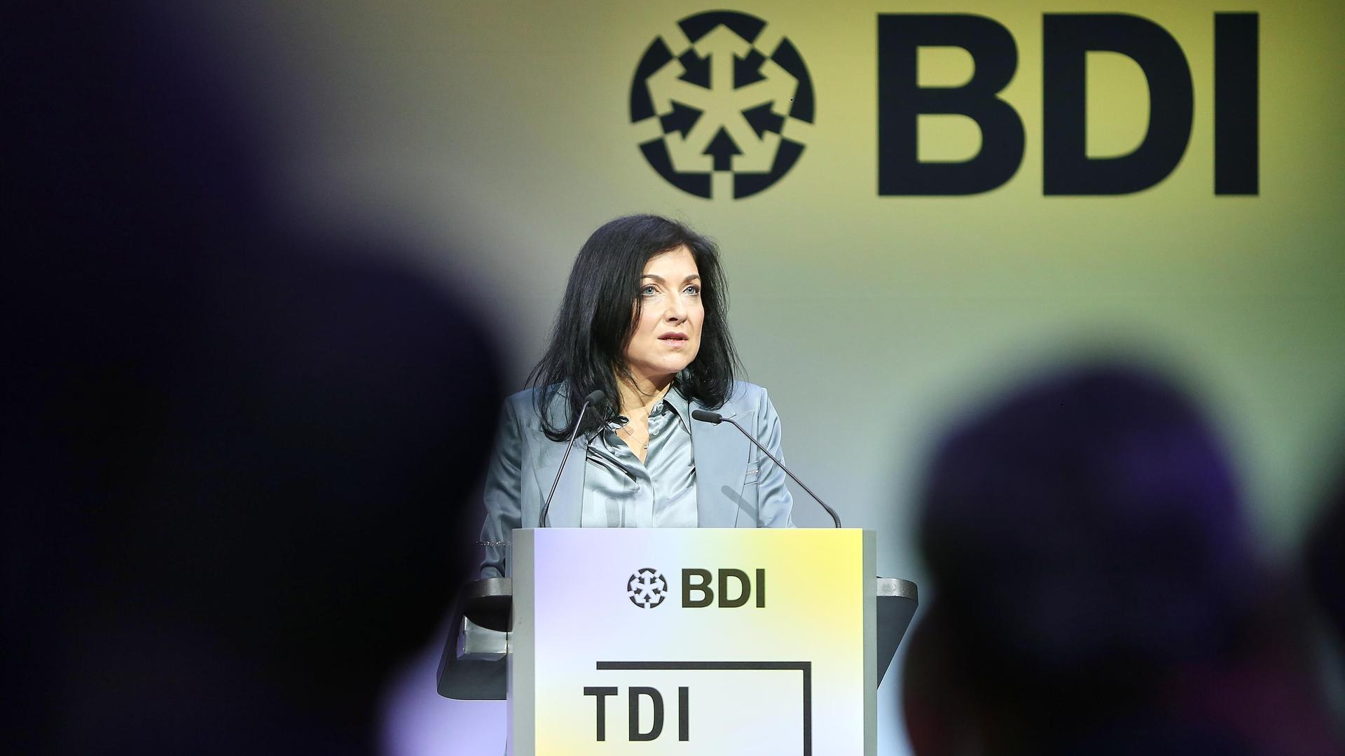 Tag der Industrie: Bundesministerin für Wirtschaft und Energie Katherina Reiche (CDU) spricht in Berlin. Tag der Industrie: Bundesministerin für Wirtschaft und Energie Katherina Reiche (CDU) spricht in Berlin.