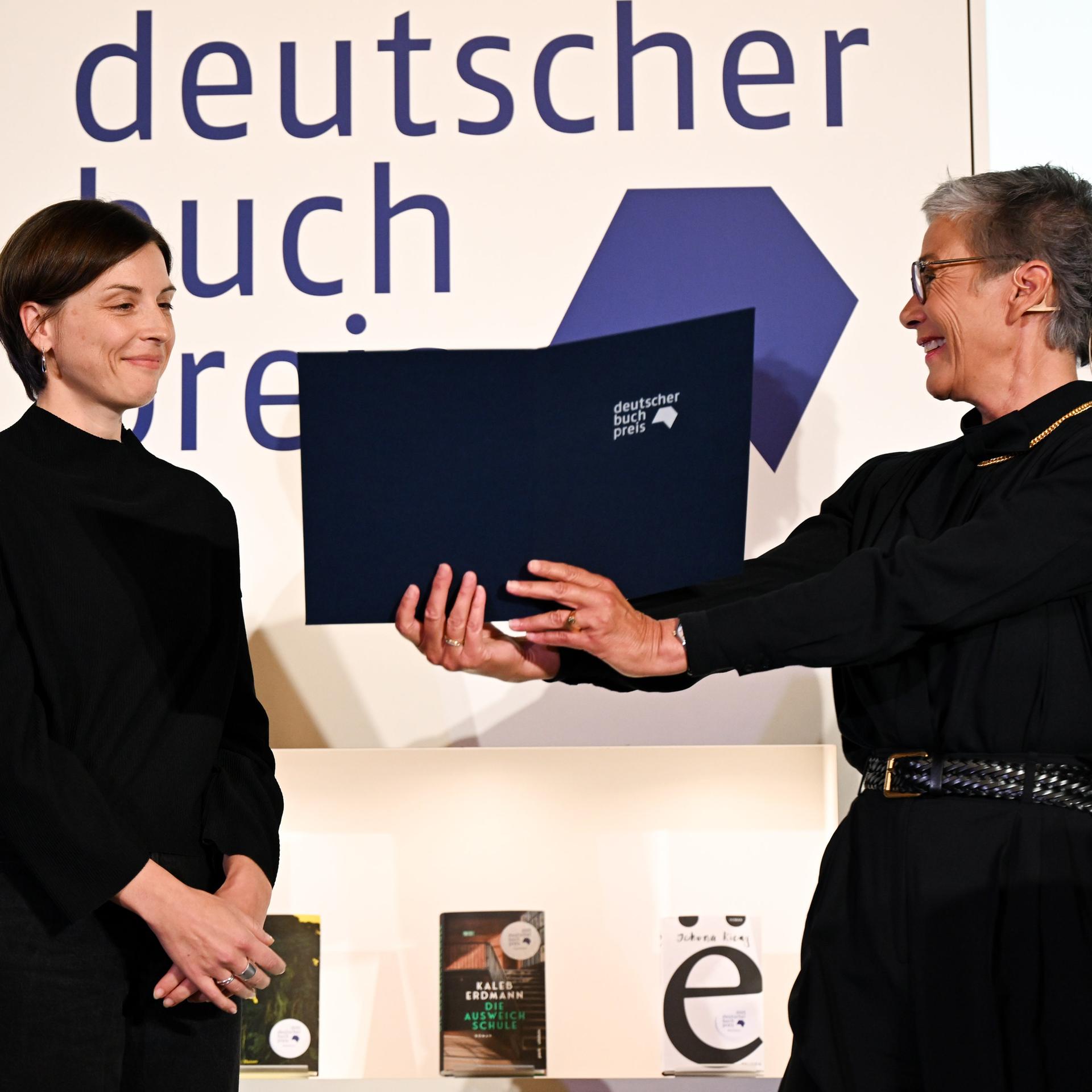 Frankfurter Buchmesse - Deutscher Buchpreis für Dorothee Elmiger