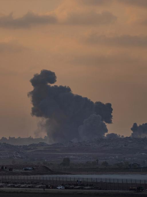 Rauch über dem Gazastreifen am 21. August 2025.