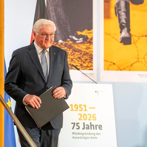 Bundespräsident Frank-Walter Steinmeier sprach im Auswärtigen Amt, das vor 75 Jahren wiedereröffnet wurde.