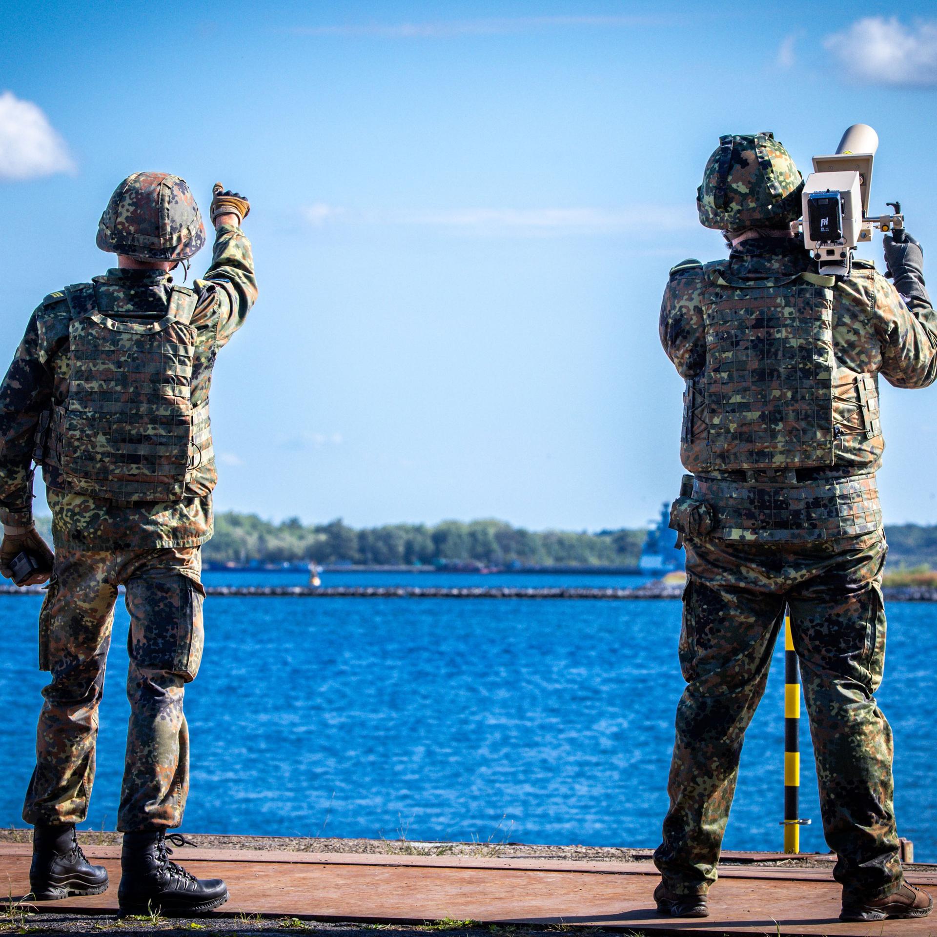 Drohnenabwehr - Sicherheitsexpertin fordert bessere Ausstattung der Polizei Drohnenabwehr - Sicherheitsexpertin fordert bessere Ausstattung der Polizei
