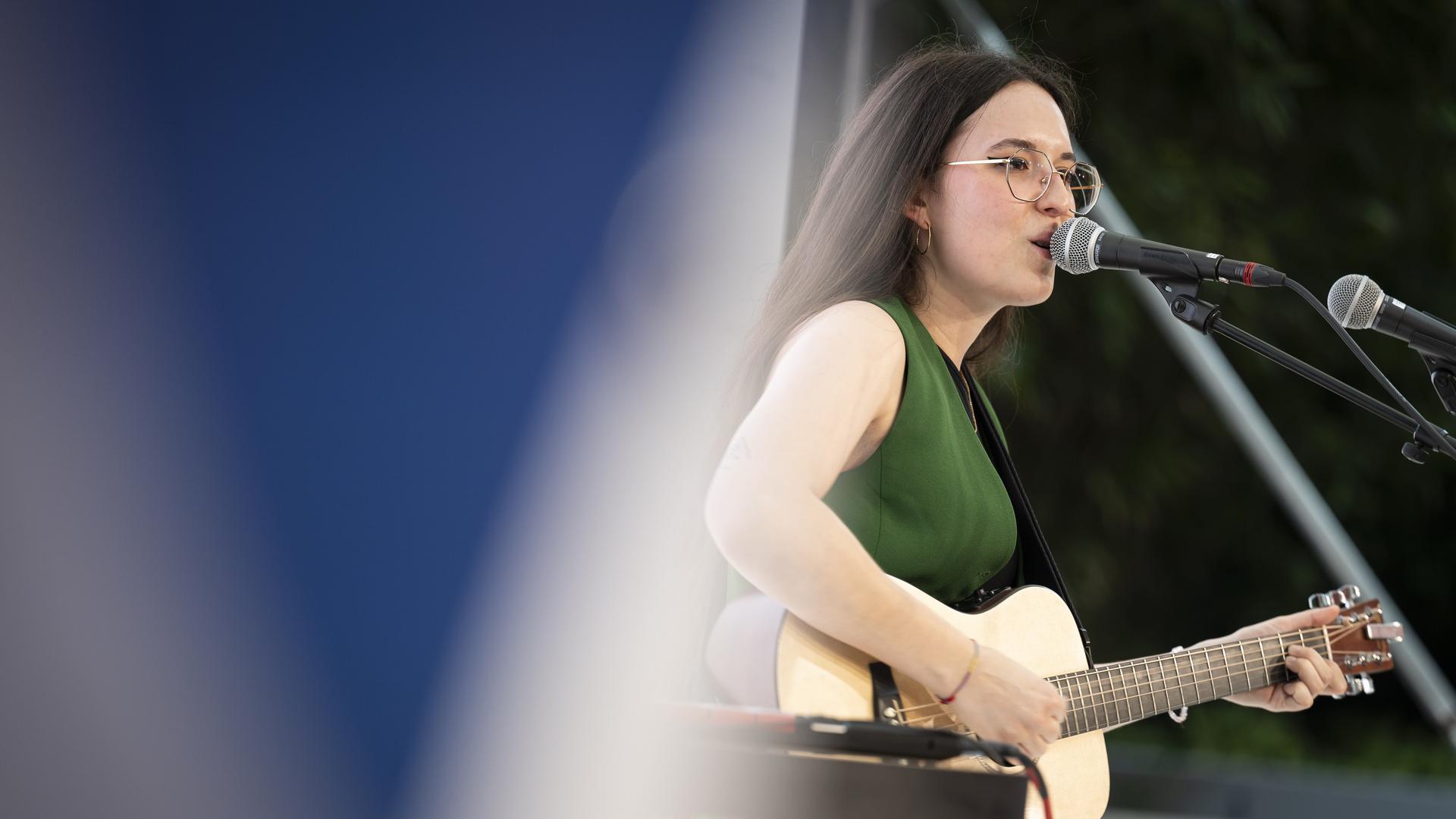Veronica Fusaro bei einem Auftritt im Schweizer Haus bei den OIympischen Spielen in Paris