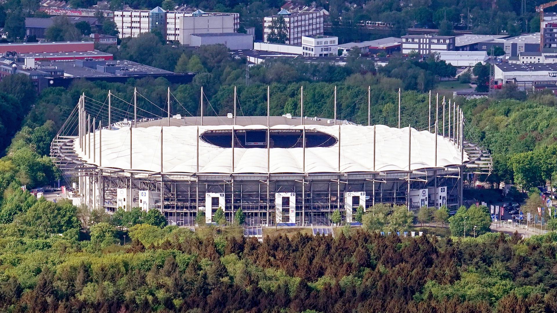 Der Vorsitzendes des Hamburger Fußball-Verbandes hält ein neues Stadion in Hamburg für notwendig (hier ein Blick auf das Volksparkstadion).
