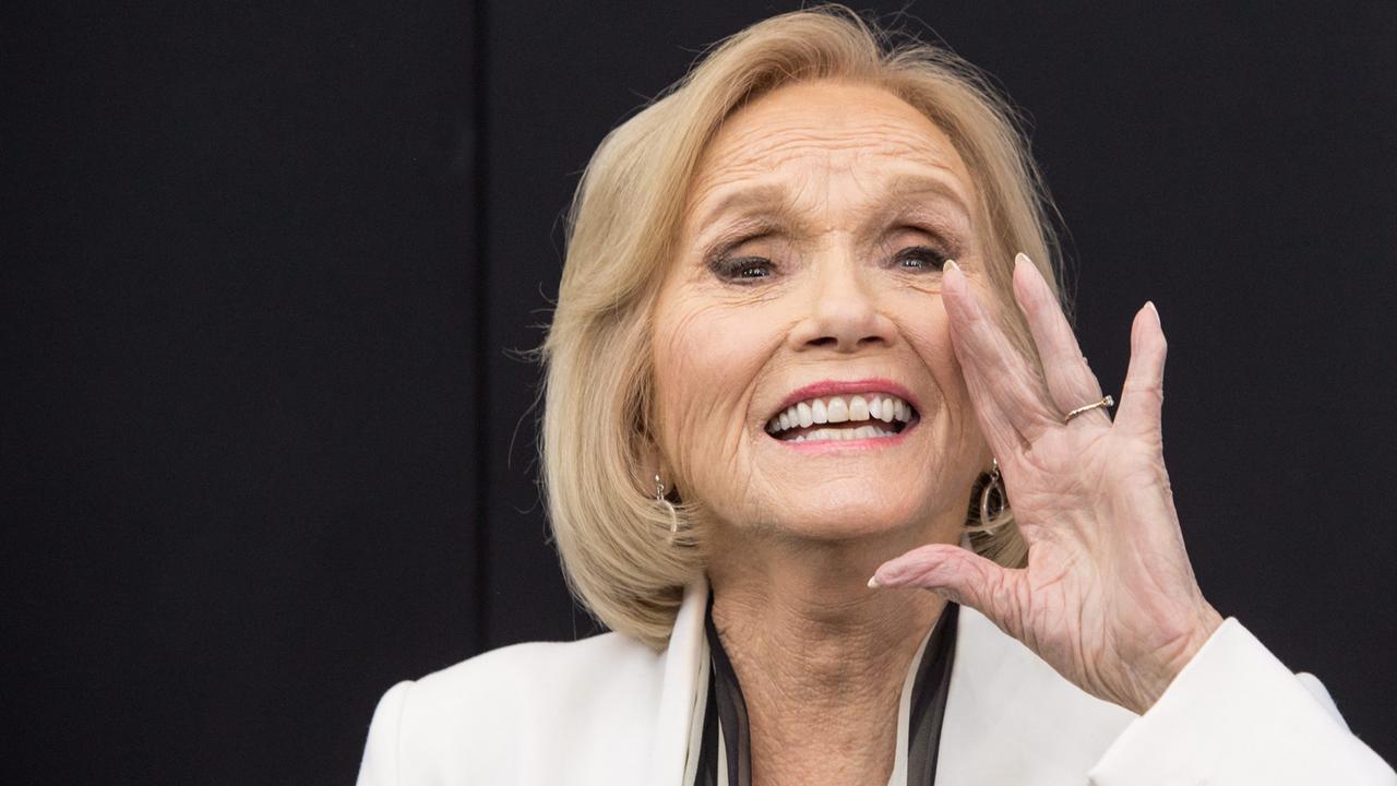 Die US-amerikanische Schauspielerin Eva Marie Saint bei ihrer Ankunft zur Weltpremiere von "Winter's Tale" im Ziegfeld Theater in New York.