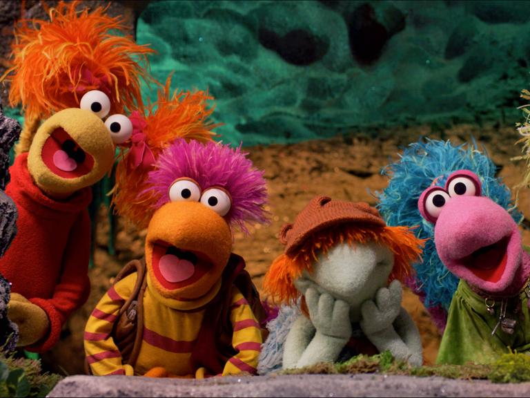Die Fraggles-Figuren (von links) Red, Gobo, Boober, Mokey und Wembley aus der Puppenserie "Fraggle Rock: Back to the Rock".