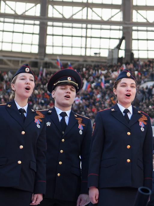 Ein Propagandakonzert mit russischen Kadetten am 18.3. im Moskauer Luschniki-Stadium. 