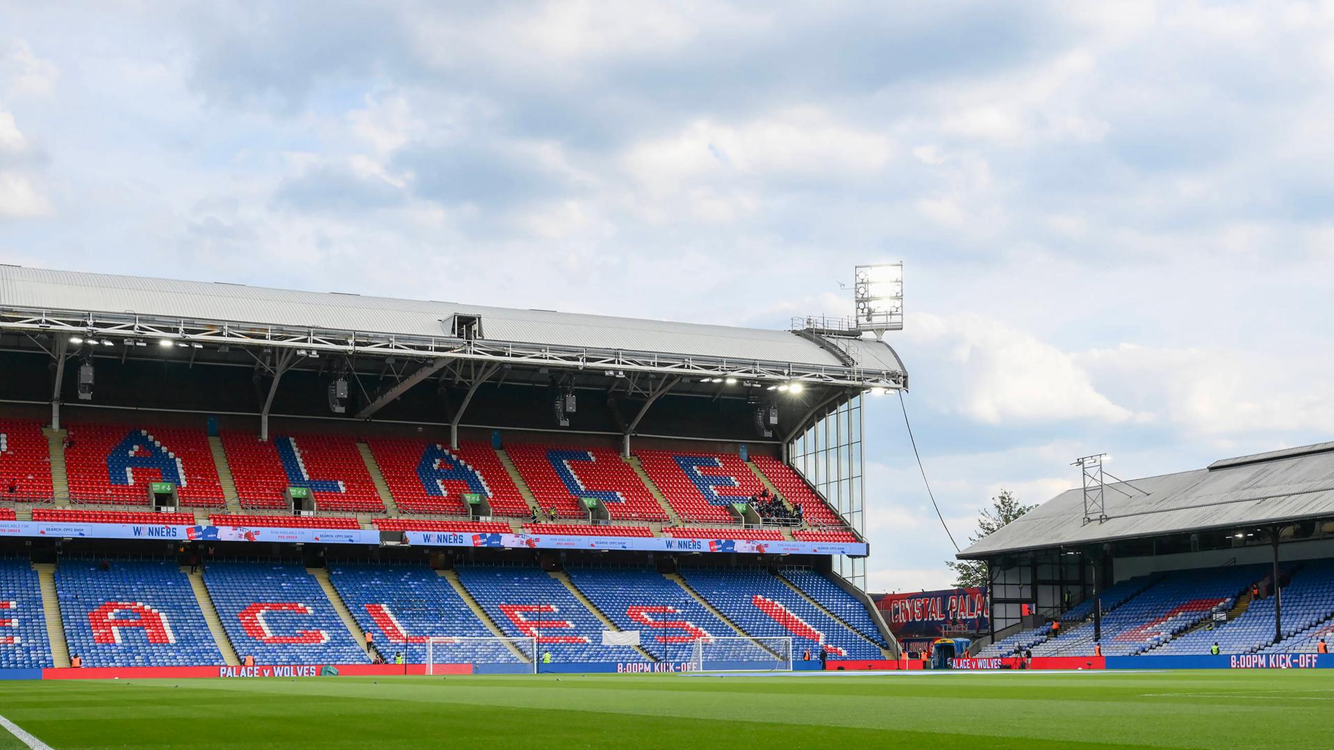 Selhurst Park, das Stadion von Crystal Palace in London Selhurst Park, das Stadion von Crystal Palace in London