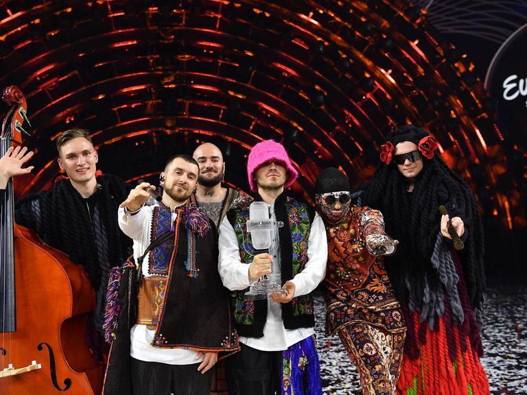 Am 15. Mai 2022 gewann die ukrainische Band Kalush Orchestra den Eurovision Song Contest in Turin.