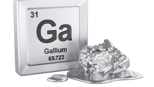 Kachel mit dem Element Gallium aus dem Periodensystem und einer Galliumprobe