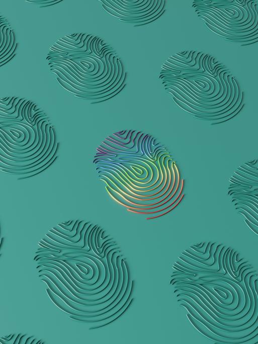 3D-Rendering mehrerer Fingerabdrücke auf einer türkisfarbenen Oberfläche. Der mittlere Abdruck changiert in den Regenbogenfarben.