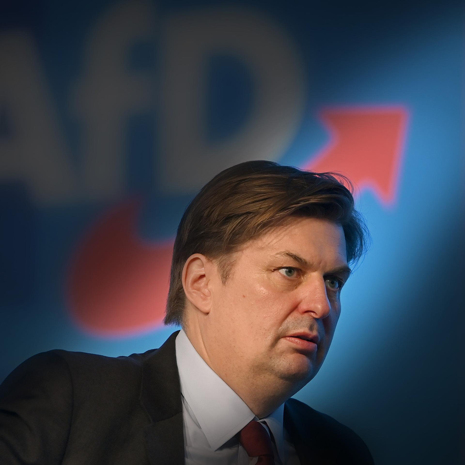 AfD-Spitzenkandidat für die Europawahl, Maximilian Krah, im Porträt.
