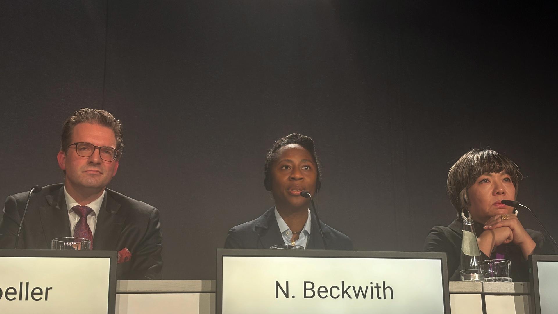 Naomi Beckwith, die neue künstlerische Leitung der documenta 16, spricht bei ihrer Vorstellung 