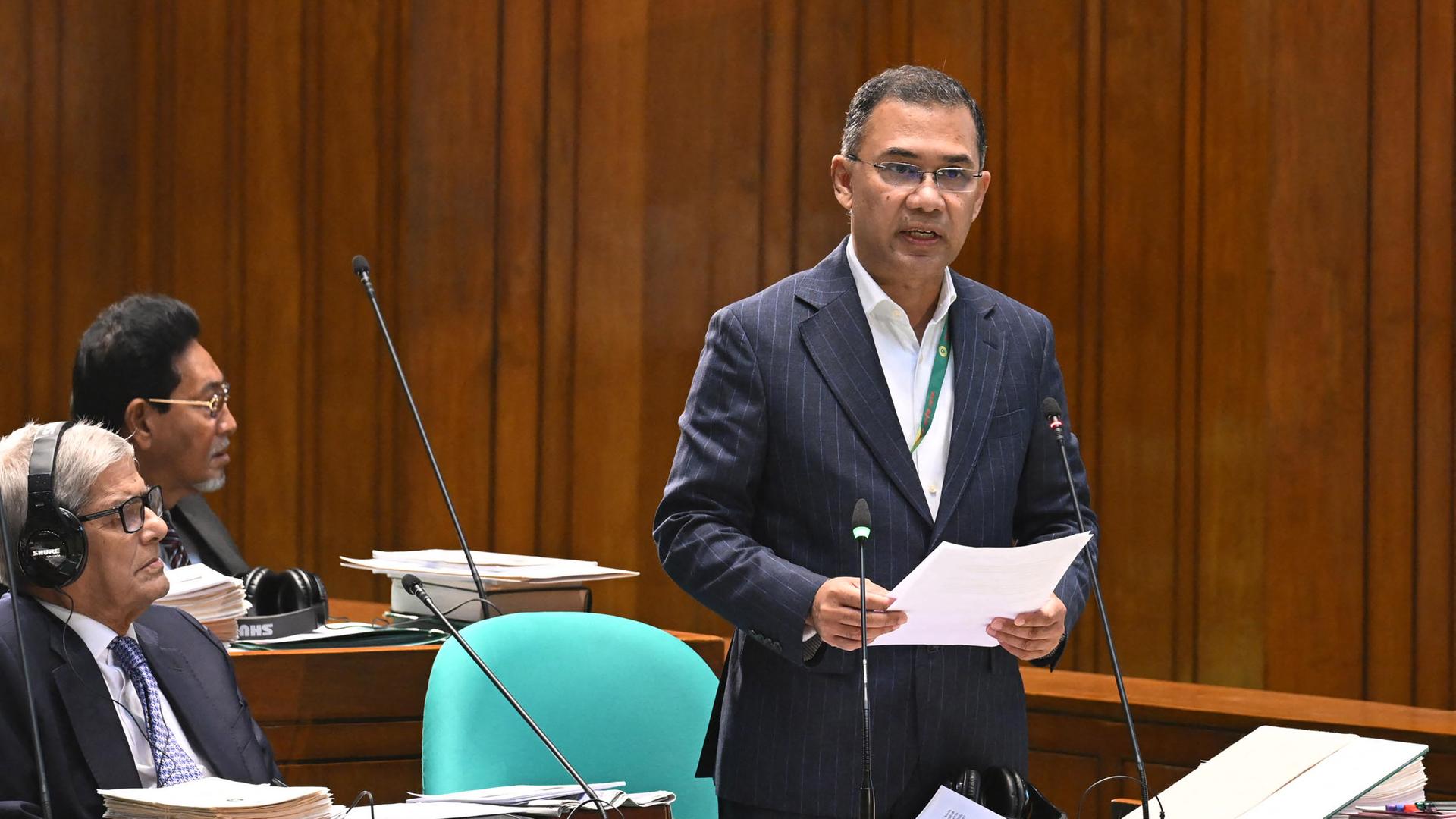 Tarique Rahman spricht während einer Parlamentssitzung in Dhaka. Tarique Rahman spricht während einer Parlamentssitzung in Dhaka.