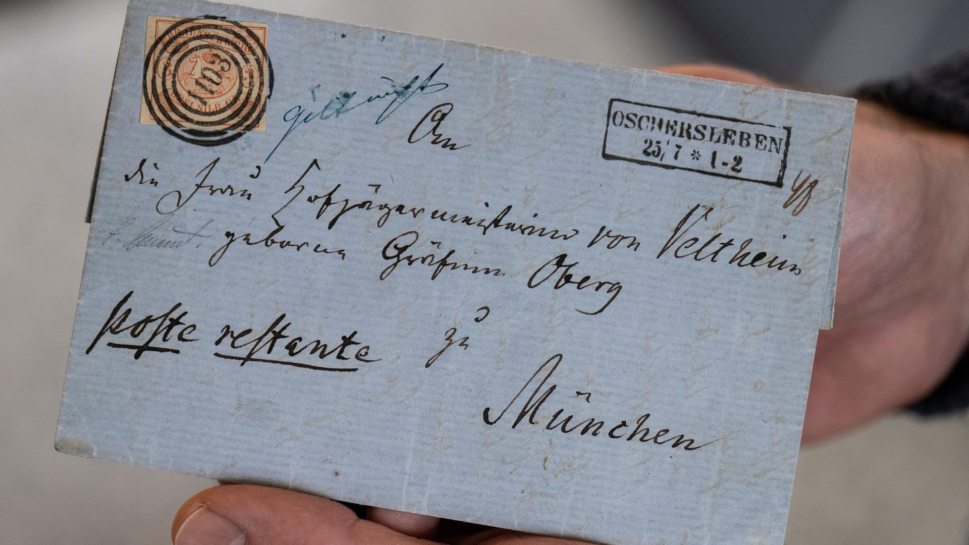 Der historische Brief "Hans Freiherr von Veltheim an seine Gattin" mit Marke. Der historische Brief "Hans Freiherr von Veltheim an seine Gattin" mit Marke.
