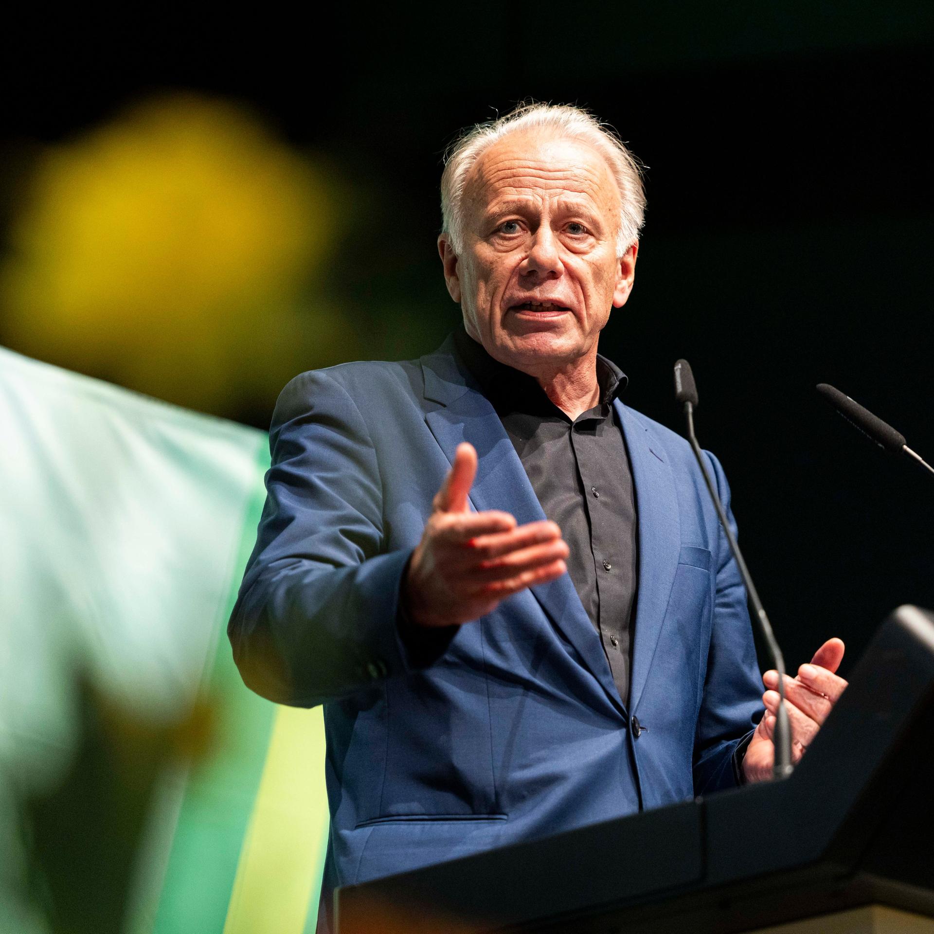 Atompolitik - Grünen-Politiker Jürgen Trittin warnt vor Uran-Abhängigkeit