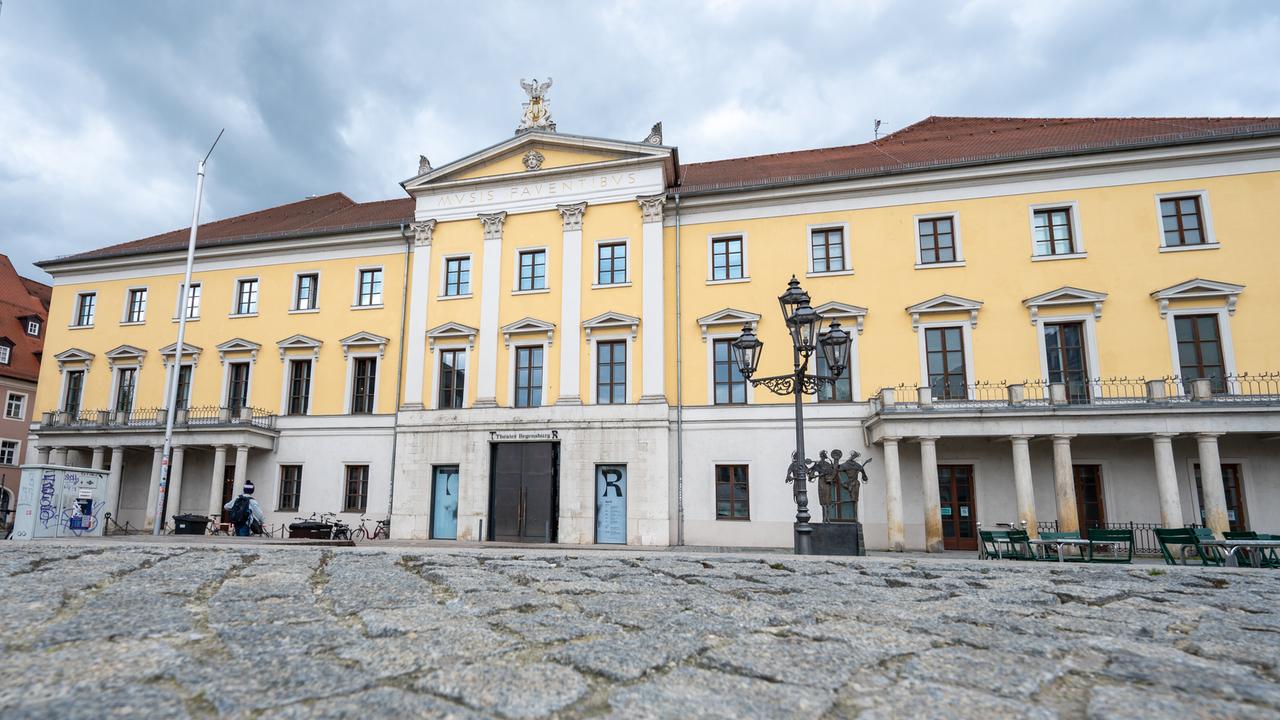 Das Theater Regensburg am Bismarckplatz. 