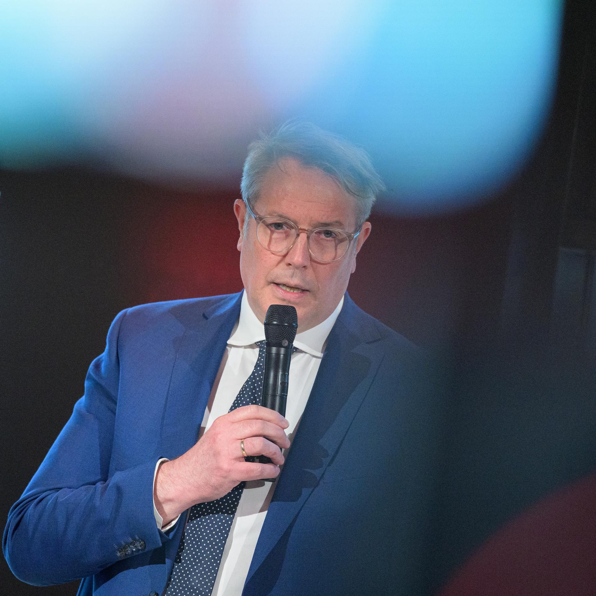 SPD-Vize Schweitzer: Bundespolitik war wohl wahlentscheidend