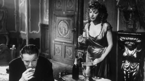 "Die Liebenden von Verona" mit Marcel Dalio und Marianne Oswald. Die Deutsche war Anfang der 30er-Jahre nach Paris geflohen. 1939 ging sie in die USA und kehrte erst 1946 wieder nach Frankreich zurück. 