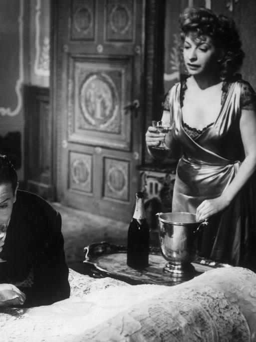 "Die Liebenden von Verona" mit Marcel Dalio und Marianne Oswald. Die Deutsche war Anfang der 30er-Jahre nach Paris geflohen. 1939 ging sie in die USA und kehrte erst 1946 wieder nach Frankreich zurück. 