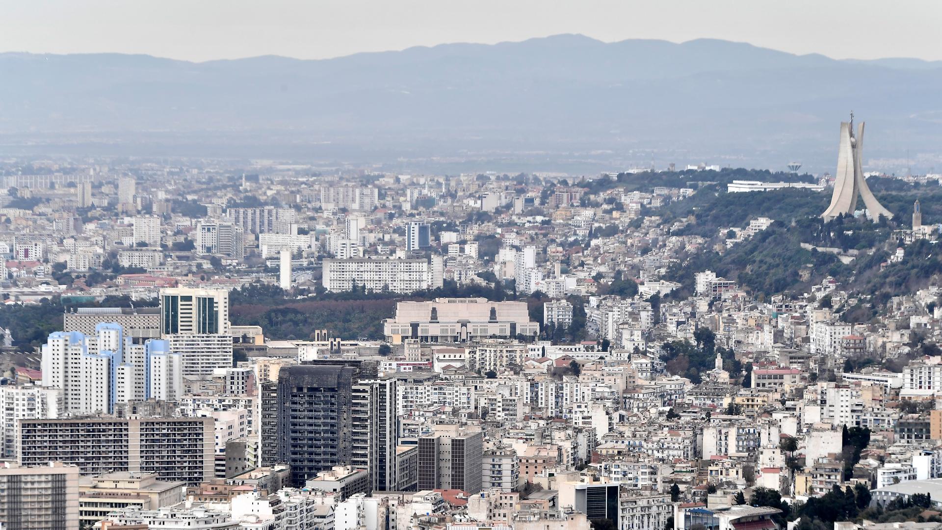 Algerien: Blick auf die Hauptstadt Algier. Algerien: Blick auf die Hauptstadt Algier.