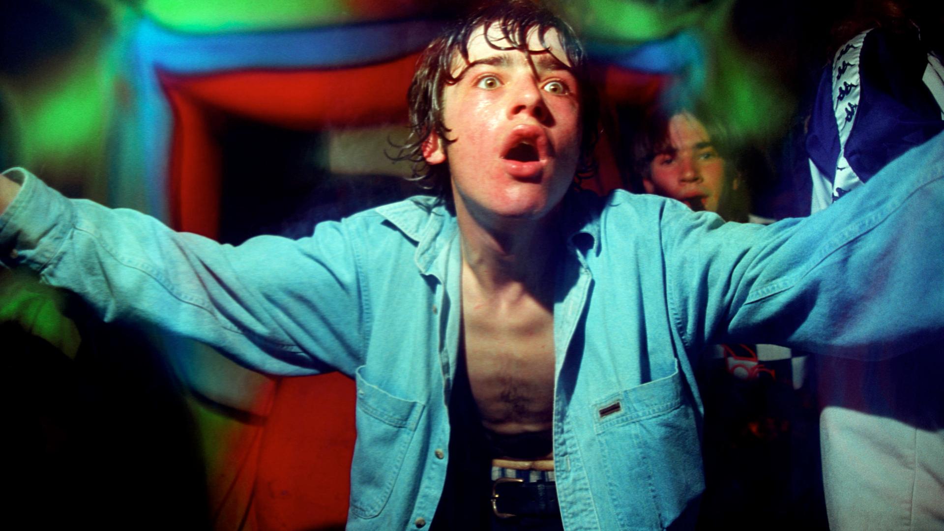 Ein jungendlicher Raver Ende der 90er. Ein jungendlicher Raver Ende der 90er.