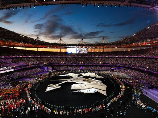 Ein Blick in das Stade de France von Saint-Denis während der Abschlussfeier der Olympischen Sommerspiele 2024. 