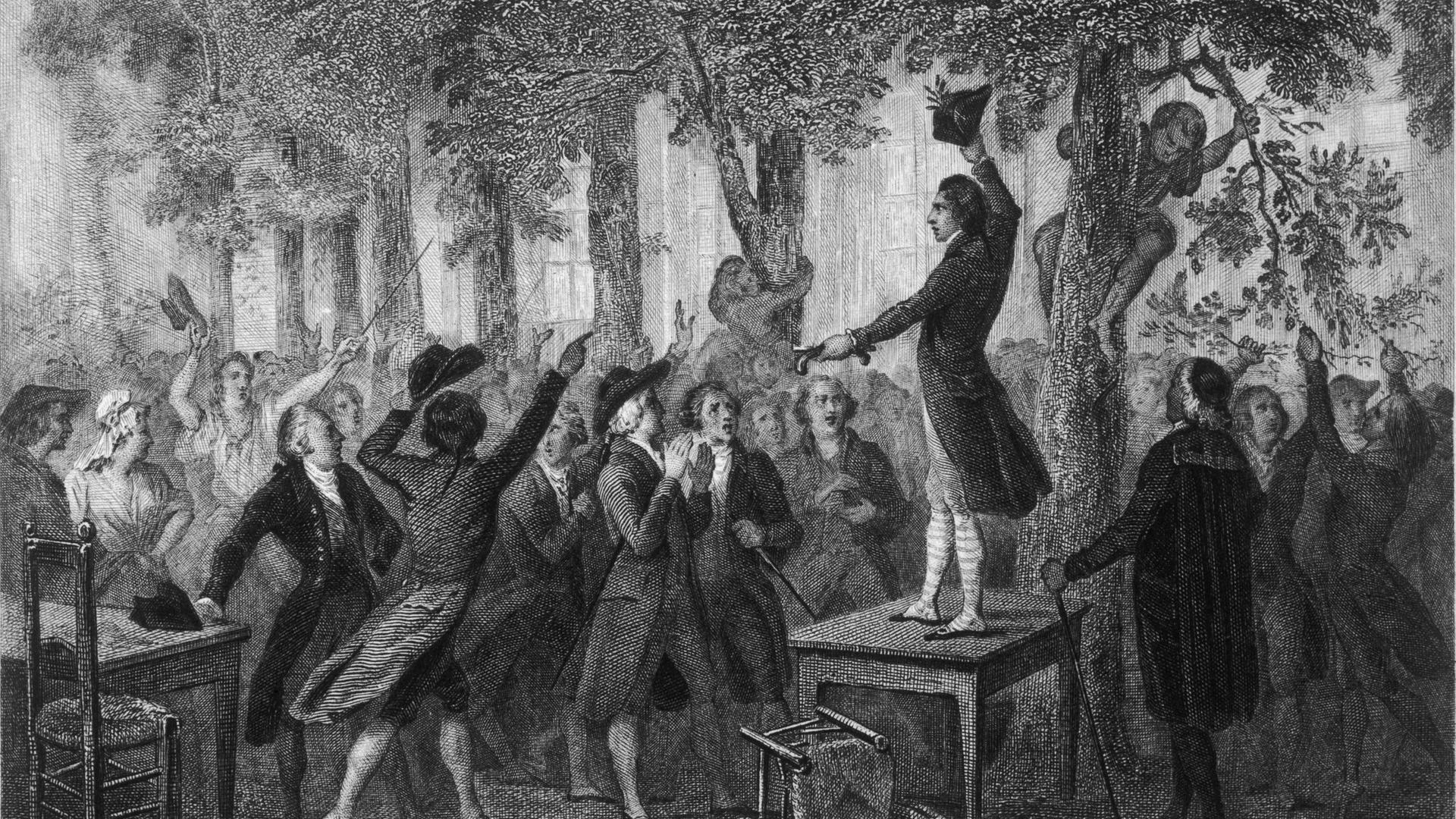 Französische Revolution 1789. In den Gärten des Palais Royal steigt Camille Desmoulins auf einen Tisch und spricht zu den Massen.