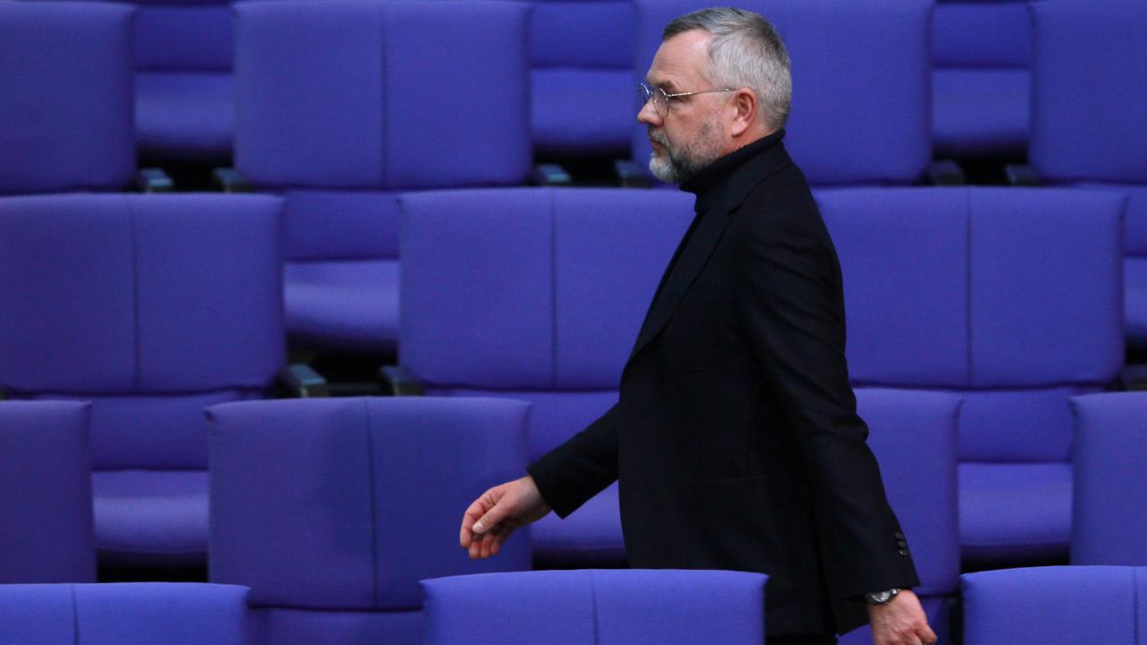 Peter Michael Roth SPD-Politiker Michael Roth steigt aus der Politik aus