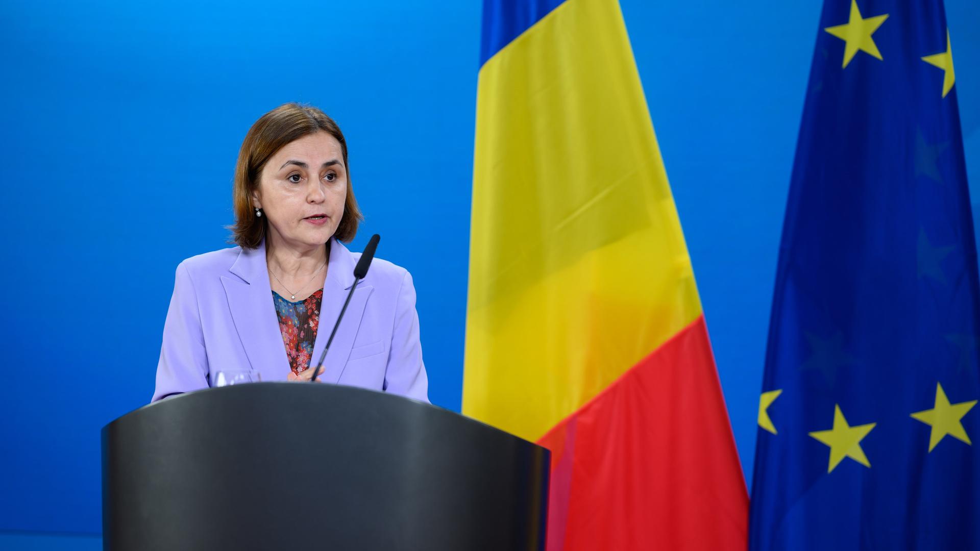 Das Foto zeigt die rumänische Außenministerin, Juminita Odobescu