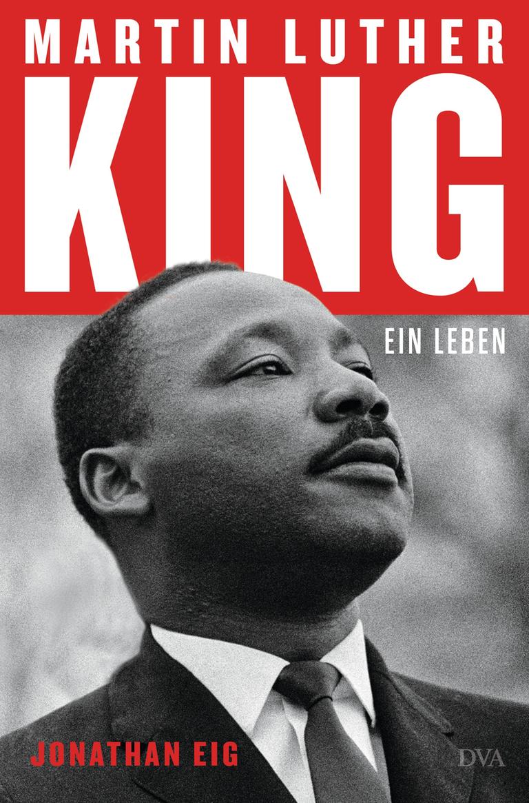Buchcover von "Martin Luther Kind. Ein Leben". Man sieht ein Portrait von King.