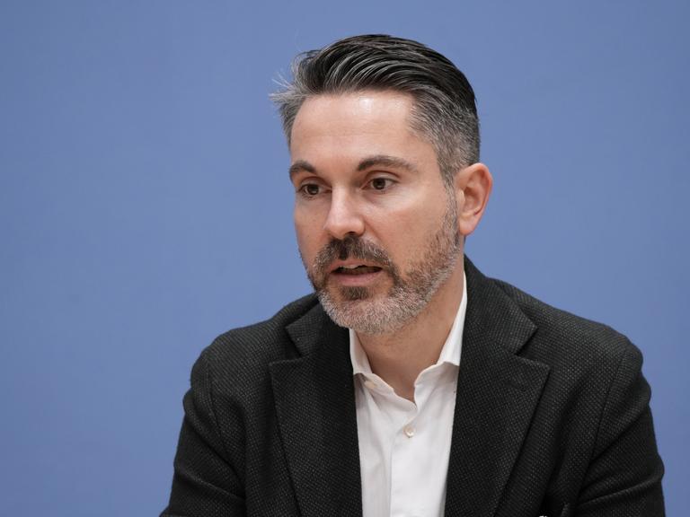Fabio De Masi, Autor und ehemaliger Bundestagsabgeordneter der Partei "Die Linke"