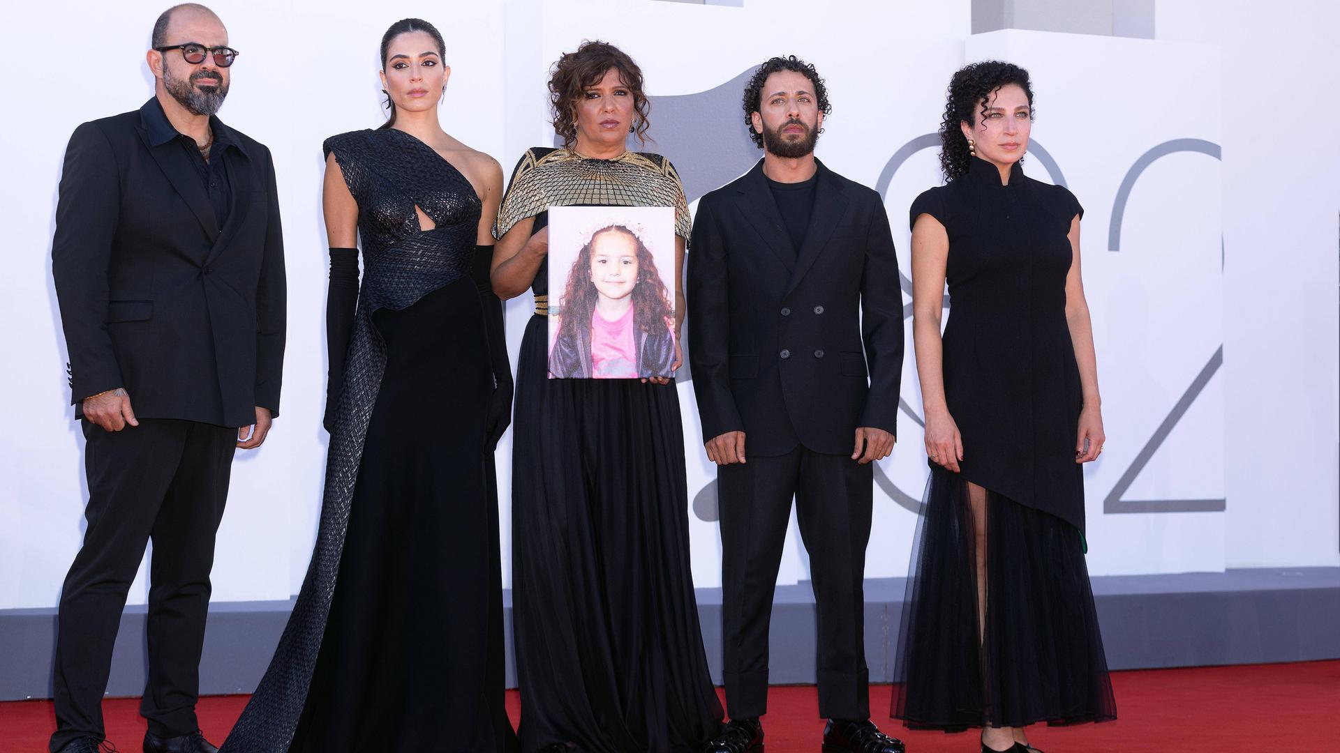 Prominente besuchen die Premiere von „The Voice of Hind Rajab” am 8. Abend der 82. Internationalen Filmfestspiele von Venedig Prominente besuchen die Premiere von „The Voice of Hind Rajab” am 8. Abend der 82. Internationalen Filmfestspiele von Venedig