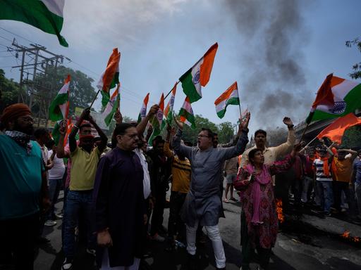 Demonstration gegen Pakistanis nach Terroranschlag in Jammu, Indien. (23.4.2025)