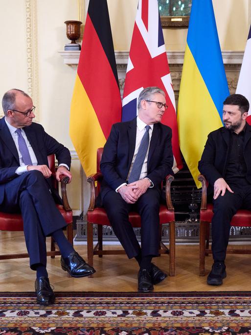 Friedrich Merz (links), Keir Starmer (2. von li.), Wolodymyr Selenskyj und Emmanuel Macron