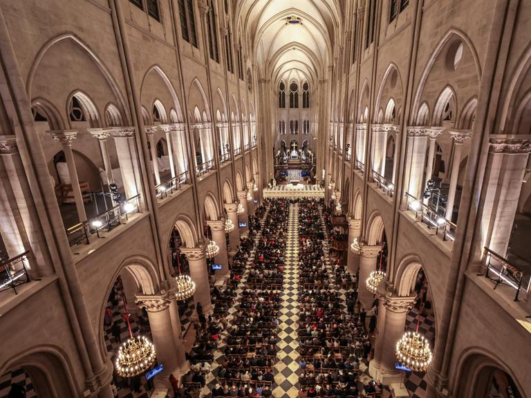 Weihnachtsmesse am 24.12.2024 in der Kathedrale Notre-Dame