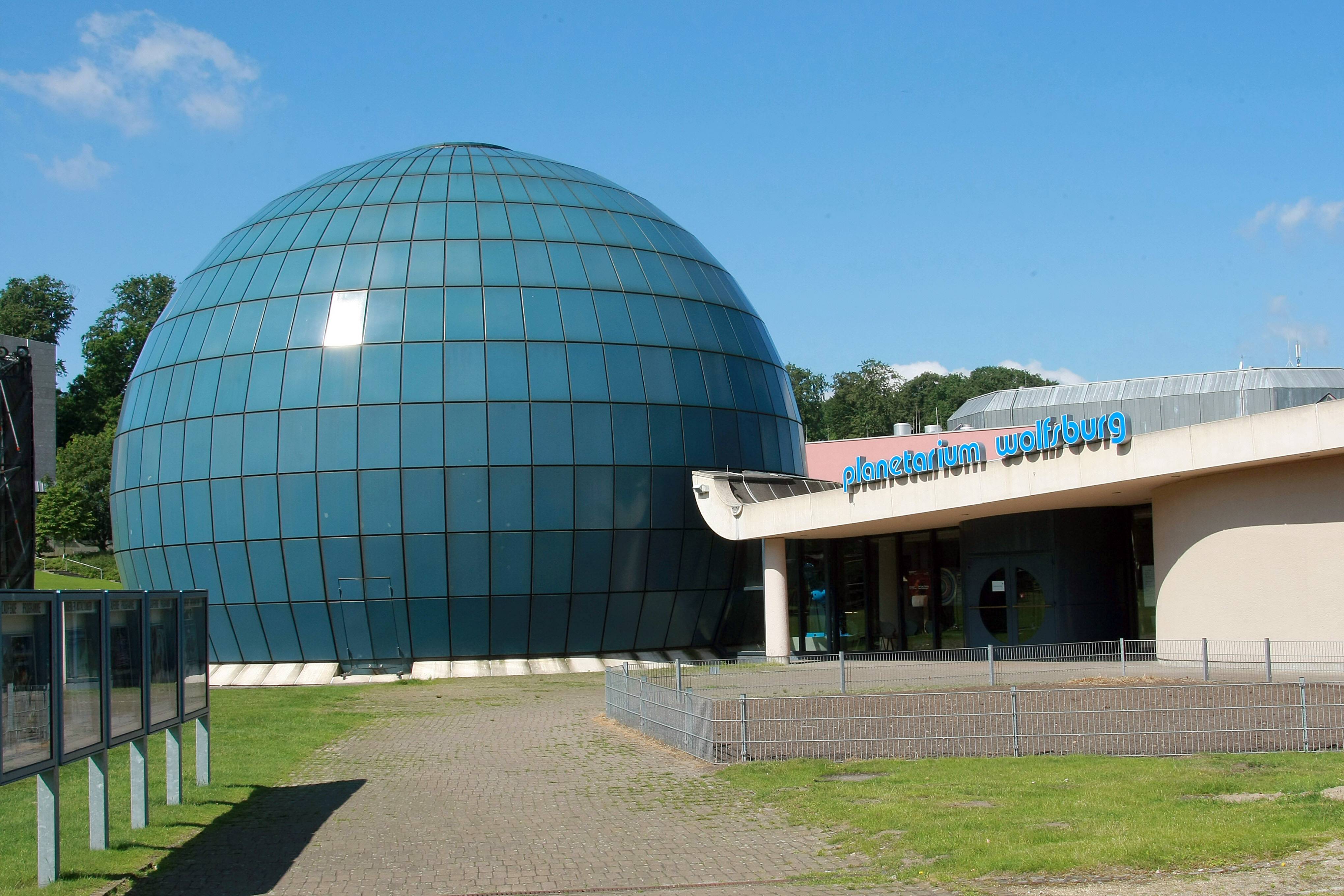 Planetarium Wolfsburg wird 40