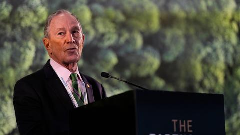 Michael Bloomberg, Geschäftsmann aus den USA, spricht während eines Treffens mit den Gewinnern und Finalisten des Earthshot-Preises im Glasgow Science. Centers. 