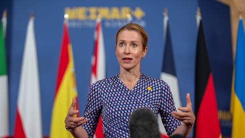 Kaja Kallas, Außenbeauftragte der Europäischen Union und ehemalige Premierministerin der Republik Estland, spricht vor einem Treffen im Rahmen der Konferenz der Gruppe Weimar+ zum Krieg in der Ukraine.