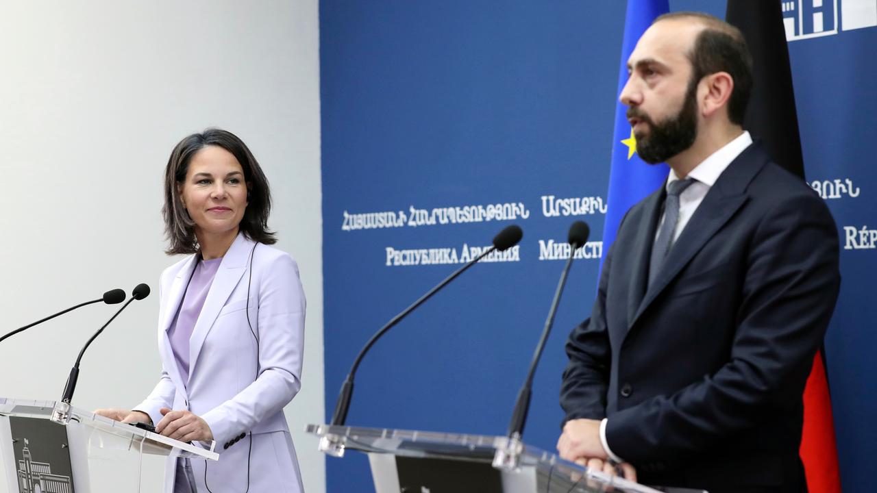 Armenien Und Aserbaidschan: Geheime Verhandlungen? Trump Plant Überraschung Im Weißen Haus! - 81r58x9