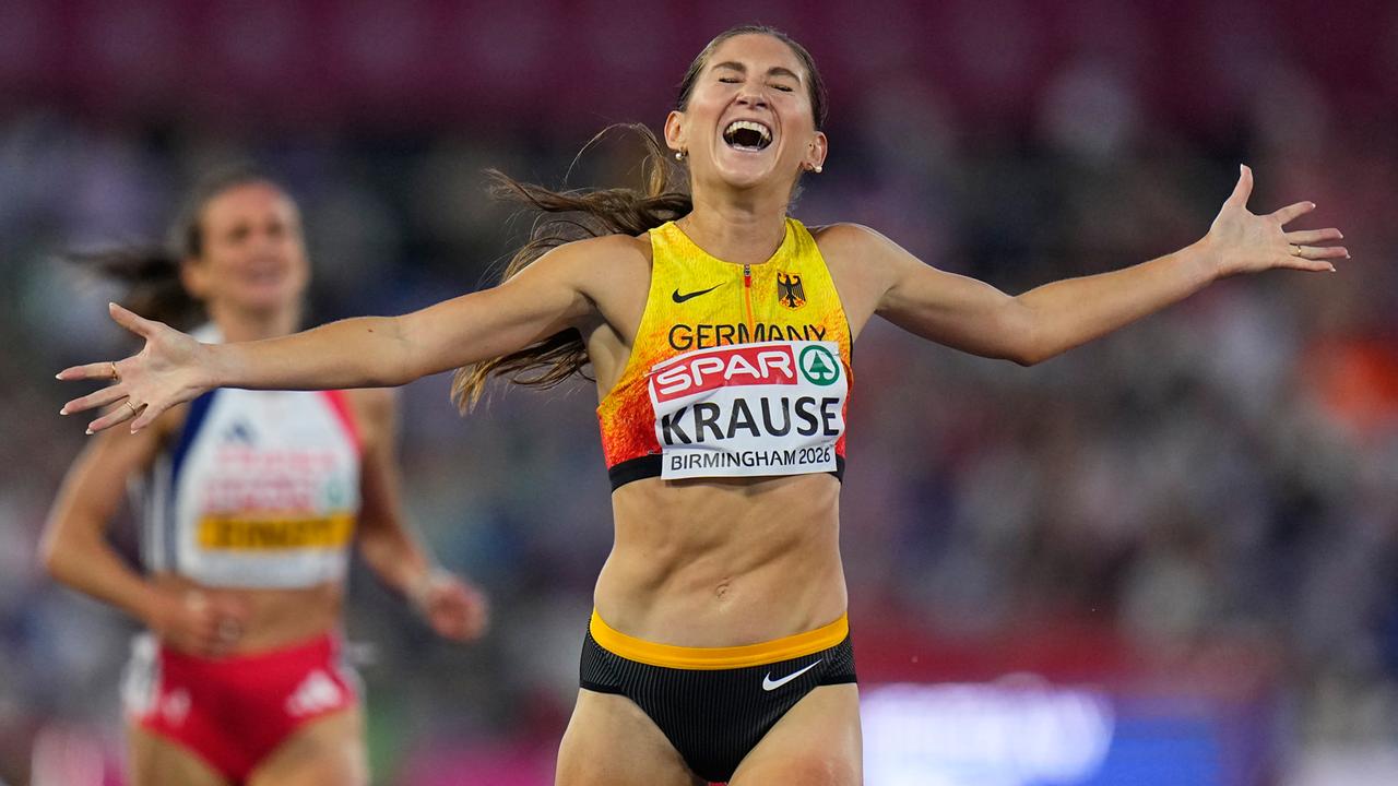 Gesa Felicitas Krause beim Jubel im Zielbereich.